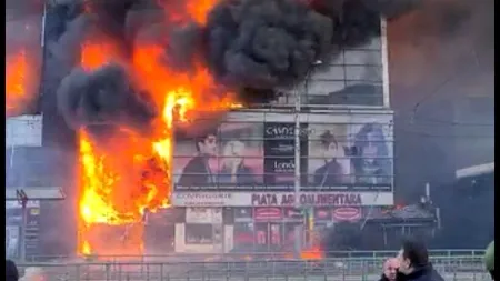 Incendiu puternic la magazinul Prosper din Sectorul 5.  Locuitorii din apropiere au fost scoși din case de polițiști  VIDEO+ FOTO