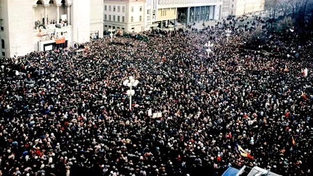 Revoluția română din 1989: Prima zi de libertate și apariția mitului „teroriștilor”