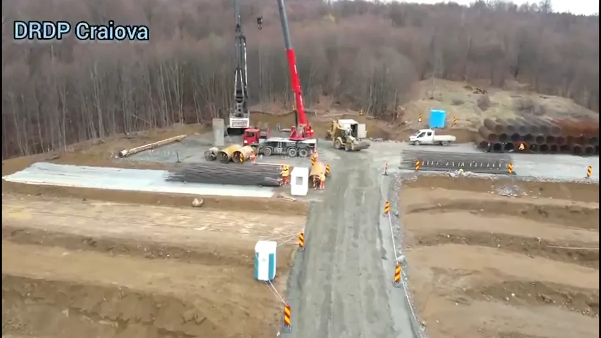 Cum se descurcă italienii de la WeBuild pe șantierul secțiunii Cornetu – Țigveni a A1 Sibiu – Pitești (VIDEO)
