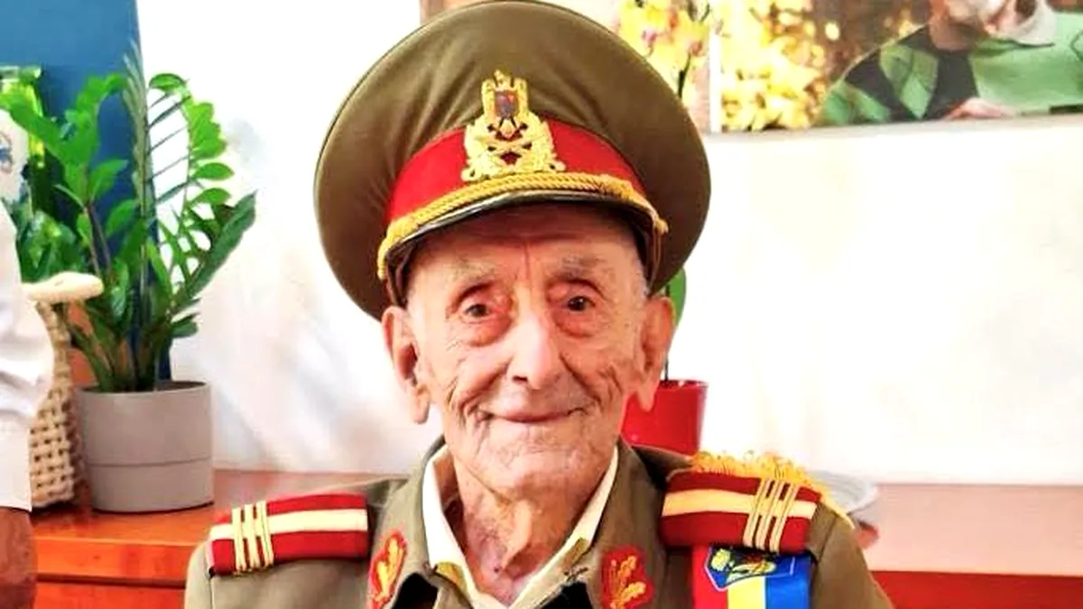 Gest unic de 1 Decembrie: Președintele Nicușor Dan a decorat un singur om. Cine este eroul de 107 ani care a luptat la Cotul Donului