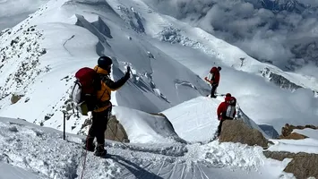 Adrian Ahrițculesei forțat să abandoneze ascensiunea din Alaska. Și alte echipe au abandonat
