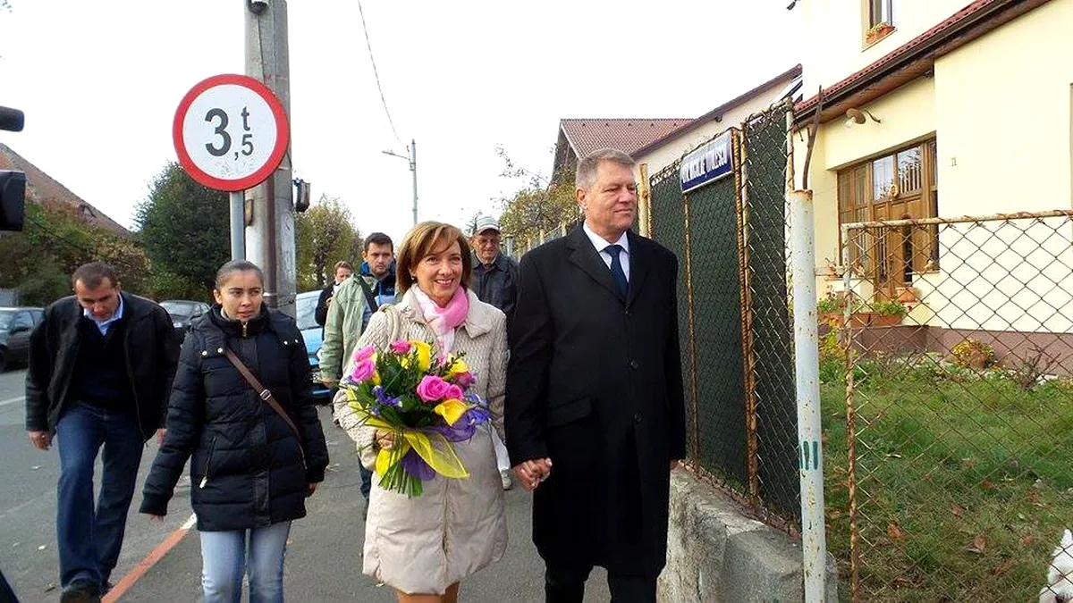 Președintele Iohannis - zgârcit sau econom? Ce face la el acasă (VIDEO)