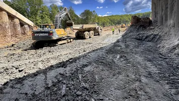 România tunelurilor de autostrăzi. UMB menține ritmul pe lotul cu „tunelurile pentru urși“, structuri unice în țară. Câte tuneluri vom avea pe drumurile rapide