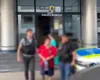 Paznic arestat după ce a agresat sexual o minoră pe care trebuia să o protejeze