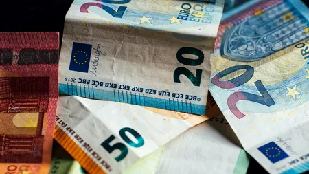 Leul s-a depreciat uşor faţă de principalele valute, pe fondul unei zile liniştite pe pieţele internaţionale