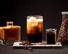 Ghid de supraviețuire pe caniculă pentru consumatorii de cafea. Specialiștii demontează un mit
