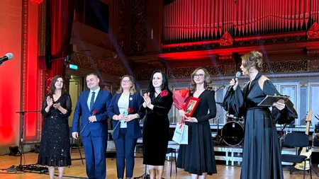 Simona Bucura-Oprescu îi îndeamnă pe tineri să lucreze în domeniul asistenței sociale: „Suferința este adesea invizibilă, dar dumneavoastră alegeți să o vedeți”
