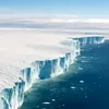 Cercetătorii care vor să înghețe la loc Arctica. Un vis nebun, dar foarte necesar