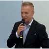 „Zece luni. O condamnare definitivă. Un primar PNL rămas în funcție. Și nicio vorbă.” Scandalul de la Bata, pus de Fifor în fața prefectului și PNL Arad