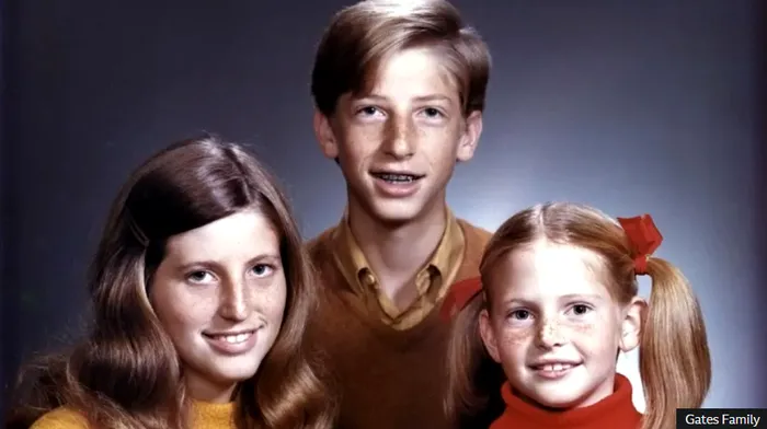 Bill Gates și surorile sale, în 1971 / Foto: bbc.com