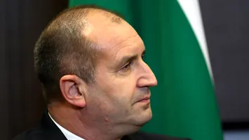 Bulgaria, la a opta rundă de alegeri în cinci ani: Partidul lui Radev, fostul președinte pro-rus, conduce detașat în sondajele la ieșirea de la urne