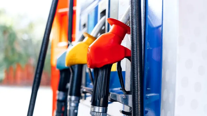 Prețuri record la pompă: motorina a ajuns la 10,79 lei pe litru în România