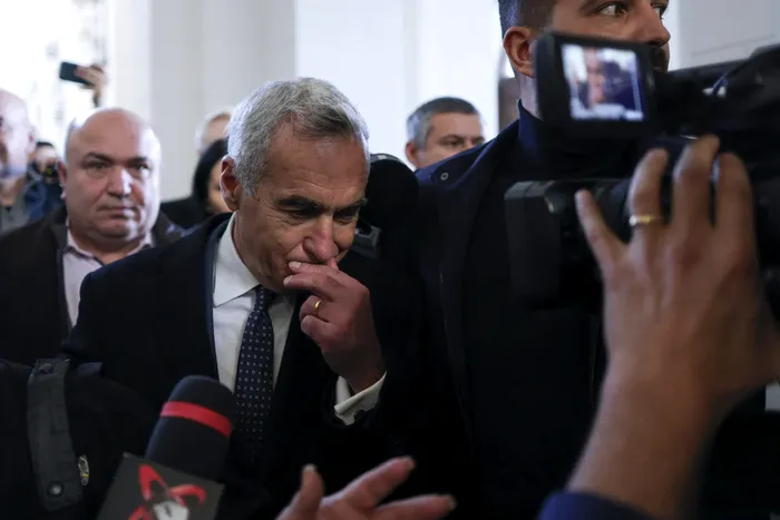 Aglomerație de candidați pe zona suveranistă: Cine este apropiatul lui Trump care se gândește să ajungă la Cotroceni