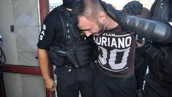 Cel mai periculos deținut din România și-a tăiat gâtul în celulă! Viață grea pentru vampiri...