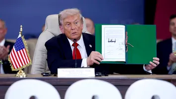 Pacea din Egipt: ce scrie în documentul pe care Trump l-a arătat lumii întregi