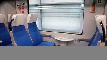 Primul tren electric de la Alstom va fi pus în circulaţie începând de miercuri / Pe ce rută va circula și cât costă un bilet