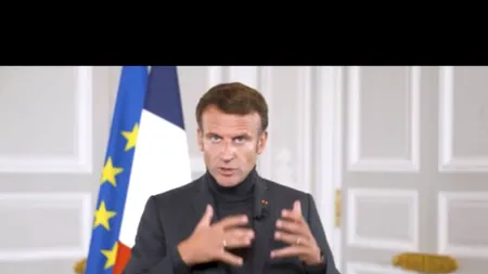 Miniștrii francezi se îmbracă în haine groase ca să convingă populația să facă economii la energie electrică