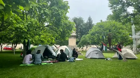 Universitatea din București notifică protestatarii să părăsească campusul: vandalism, anarhie și nevoia de ordine