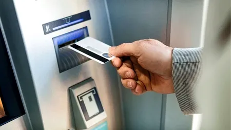 Cardurile cu valute multiple ne scutesc de costuri inutile în vacanță