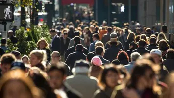 Românii, tot mai săraci: trei din patru angajați spun că scumpirile le-au afectat semnificativ viața
