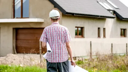 Reforma impozitării proprietăților din România se amână cu un an! Ce riscă Guvernul