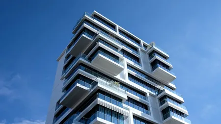 Peste 72.000 de locuințe finalizate în 2021 în România, record absolut după 1989