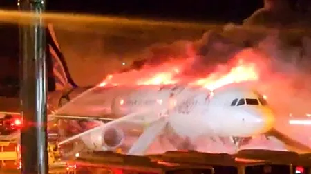 Imagini de coșmar. Un avion cu 176 de oameni la bord a luat foc pe pistă (VIDEO)