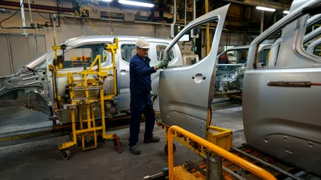 Cutremur în industria auto: Un producător italian oprește producția la o uzină istorică, la doar 10 zile de la reluarea activității