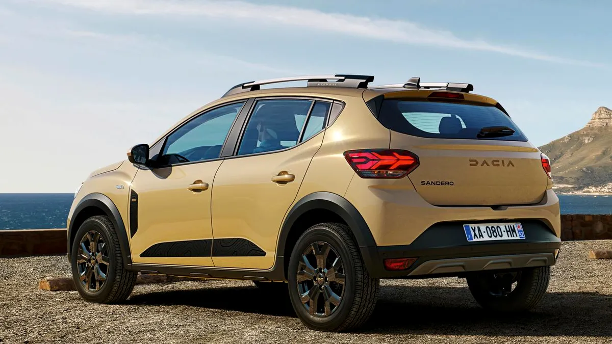 Sandero trece la un nou nivel. Ce se schimbă la cel mai vândut model Dacia