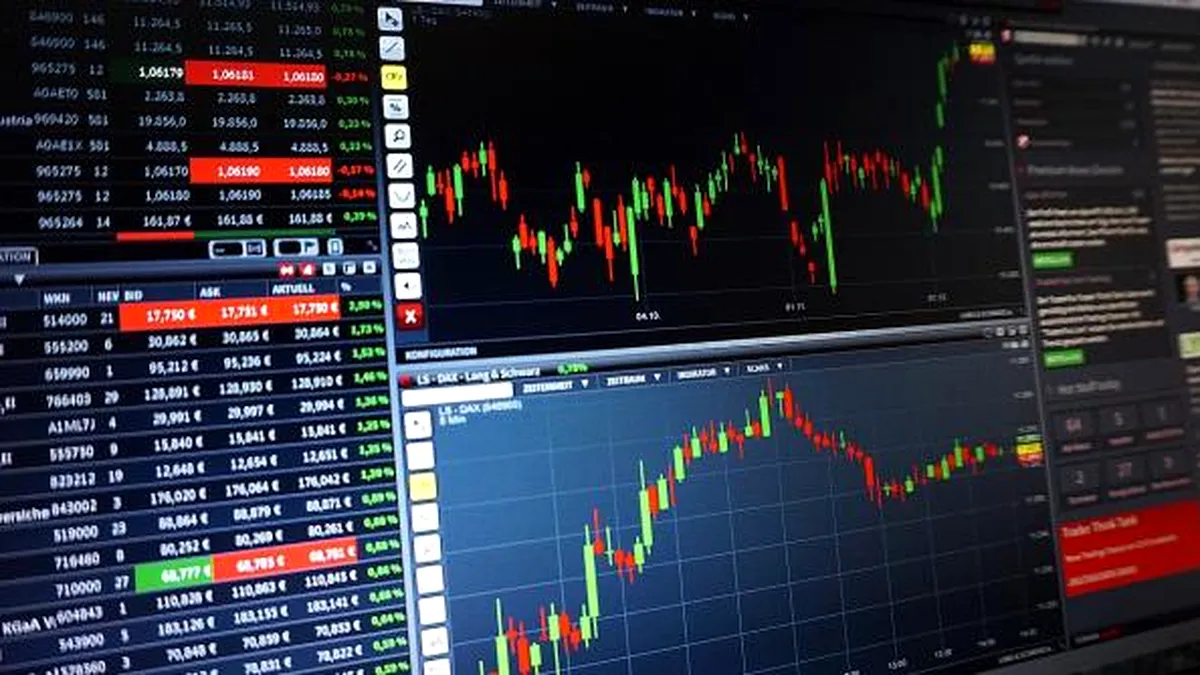 Bursa de Valori București a deschis cu tranzacții mixte, ședința de vineri. BET a rămas la valoarea de joi, minus 0,58