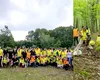Peste 15 tone de deșeuri colectate în cadrul campaniei de ecologizare a BAT România în pădurea Plopeni, județul Prahova