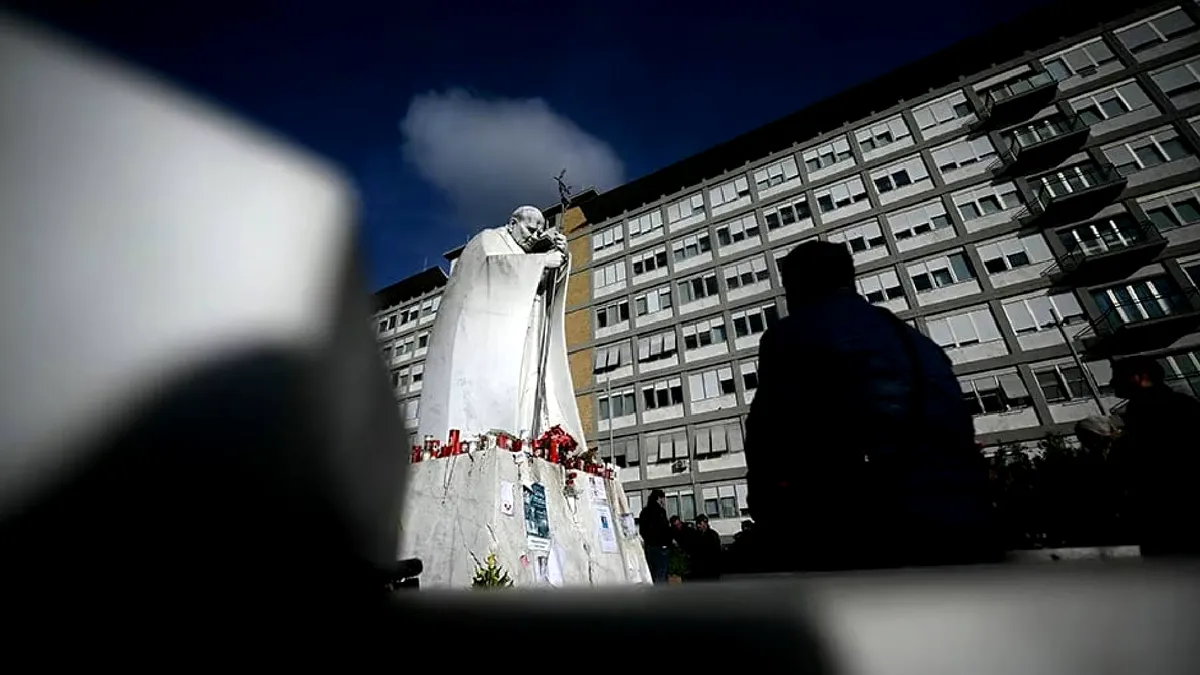 Întoarcerea Papei Francisc: Ce urmează după externarea din spital