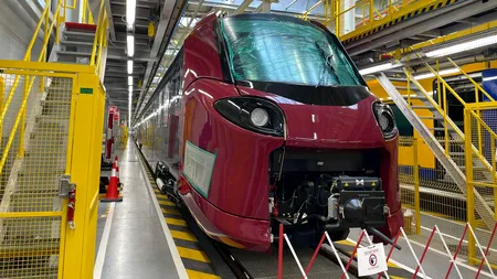 Așa arată primul tren cumpărat de România la 20 de ani după Săgețile Albastre