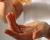 Produsele cosmetice multifuncționale încep să devină populare și în România