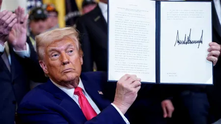 Donald Trump a semnat doar cinci legi, dar a emis 124 de ordine executive! Ce înseamnă asta pentru democrația americană