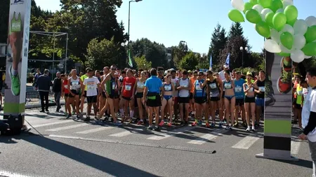 Trei sute de sportivi din zece ţări participă la semimaratonul european Giurgiu - Ruse