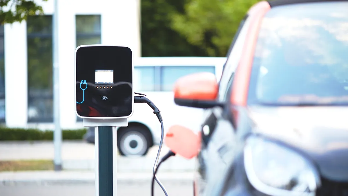 Europa și mașinile electrice: Lider global sau victimă a concurenței chineze?