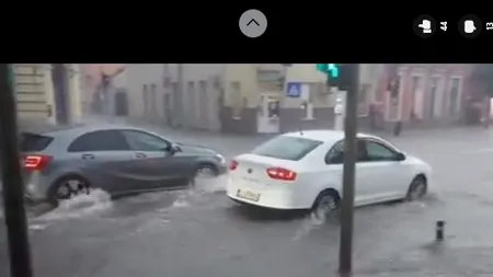 Cod roșu de ploi torențiale în județul Cluj