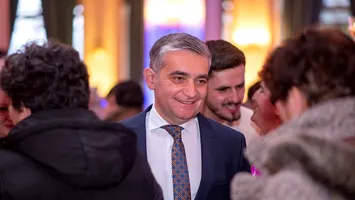 Procurorii DNA, noi percheziţii la Primăria Sinaia. Este vizat tot primarul Vlad Oprea