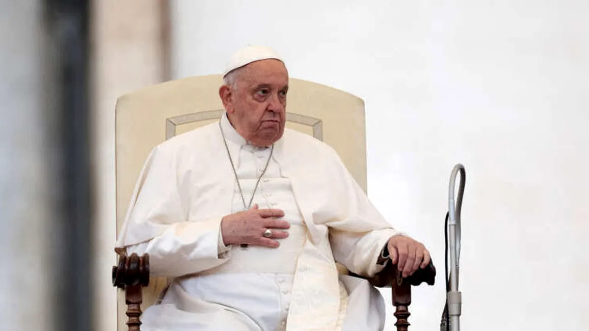 Papa Francisc a spus cum vrea să fie înmormântat: sicriu simplu, din lemn