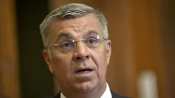 Familia unui apropiat al lui Valeriu Zgonea, angajată în ANCOM. Oficial: „Totul e legal”