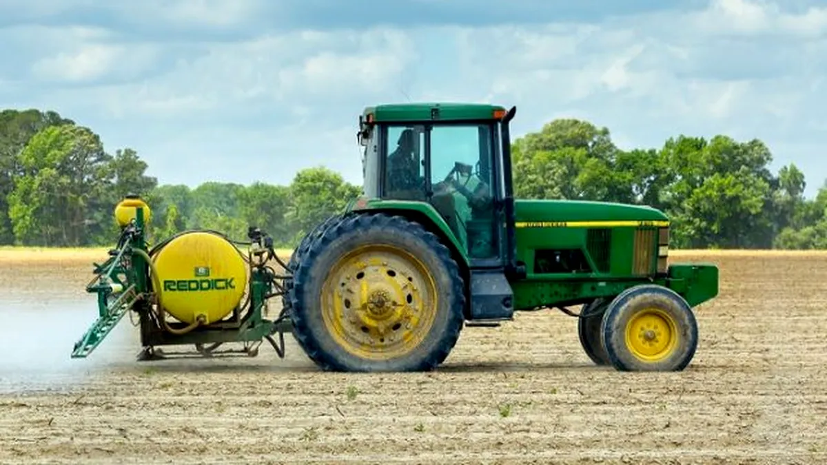 Europa a decis: Liber la folosirea pesticidelor chimice în agricultură
