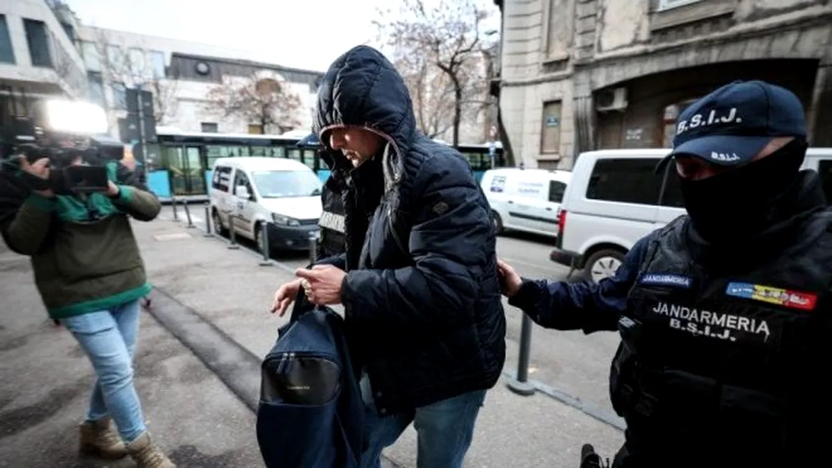 Primar și candidat pentru un nou mandat, suspendat din funcţie după ce a fost arestat preventiv pentru corupție