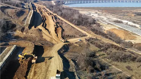 Cum se mișcă Erbașu pe primul său lot de autostradă. A intrat și pe viaductul de la Suplacu de Barcău, abandonat de Bechtel