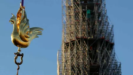 Turla Catedralei Notre-Dame primește o nouă giruetă