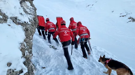 Familie cu un copil de doi ani, rătăcită în zona montană din judeţul Mehedinţi