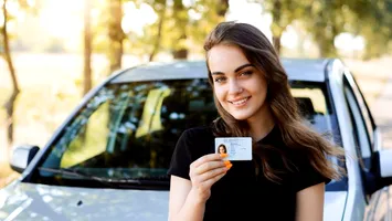Permis de conducere gratuit pentru tinerii din România. Cine poate beneficia