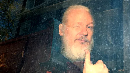 Procesul WikiLeaks: Julian Assange îşi așteaptă Verdictul