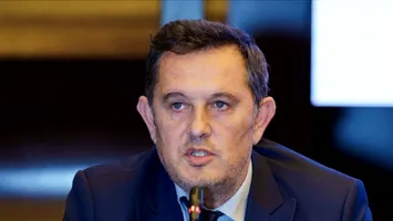 AUR caută candidat, după ce BEC a respins candidatura lui Georgescu. Europarlamentar: Înlocuitorul lui ar putea fi „și din exteriorul partidului” (VIDEO)