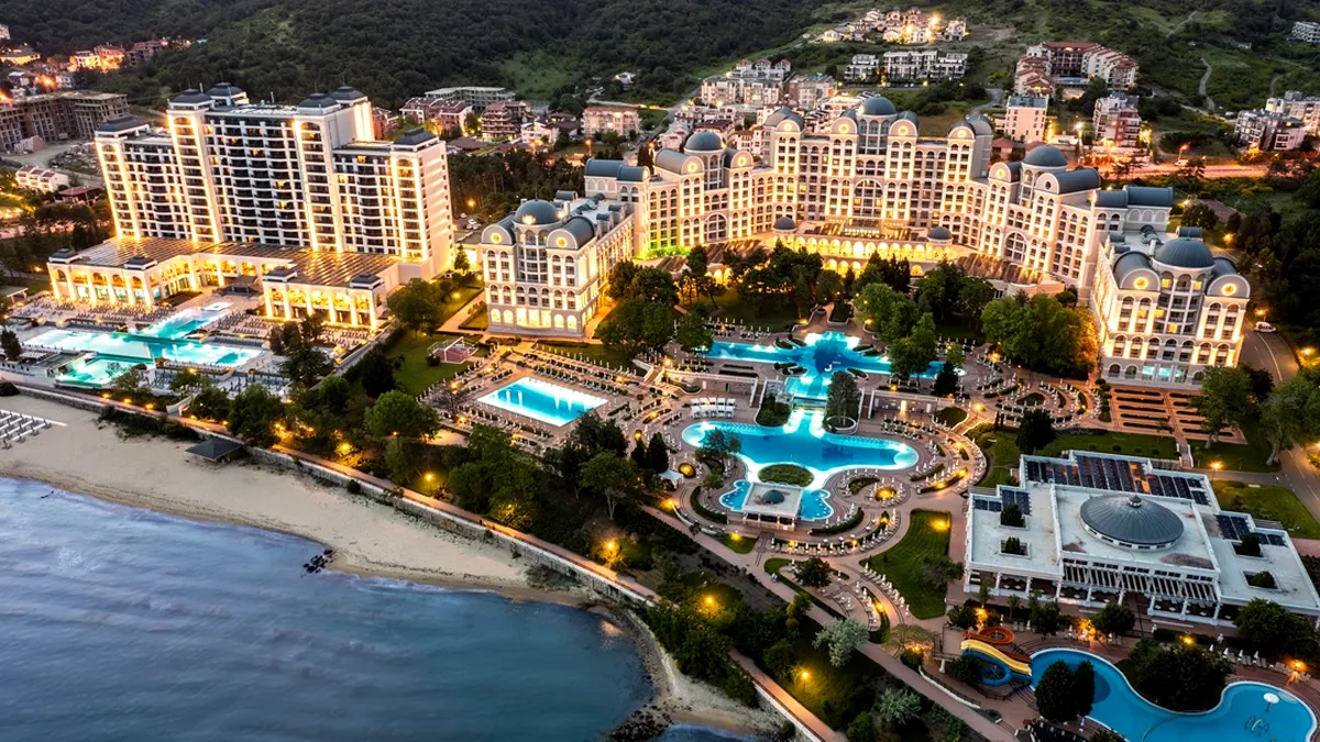 Se scumpeşte Bulgaria. Românii care pleacă în vacanţă în ţara vecină ar putea plăti cu până la 15% mai mult